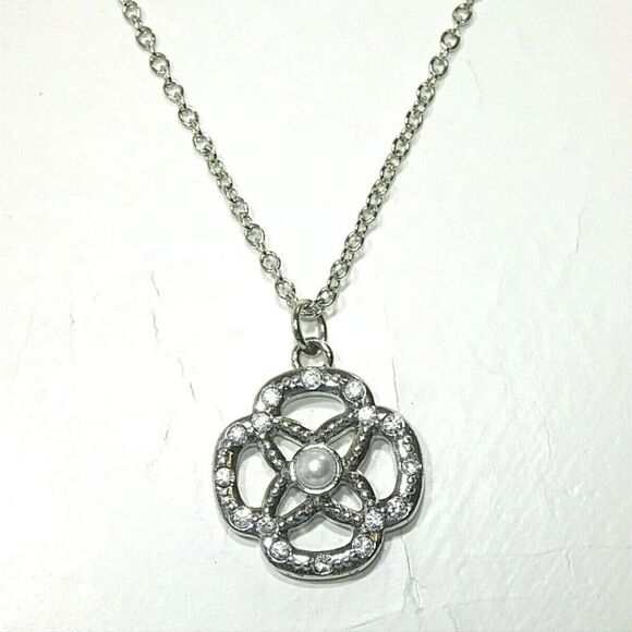 Beautiful Lia Sophia "MY GIRLS" Set of 3 Detachable Necklaces, Crystals, NWT - Picture 3 of 12